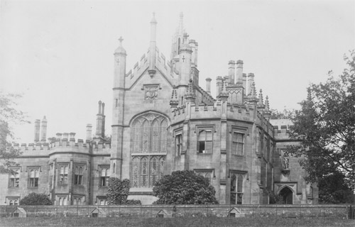 Snelston Hall
