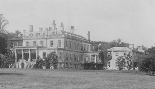 Frampton Court