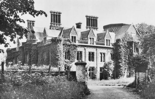 Lee Priory