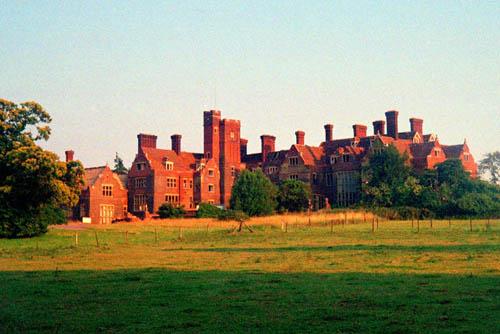 Woodbastwick Hall